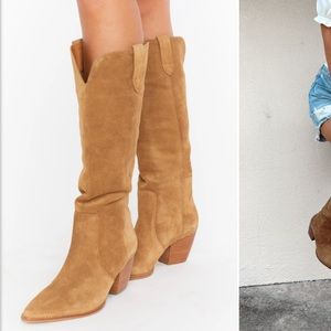 EUC SUEDE MATISSE WESTERN BOOT